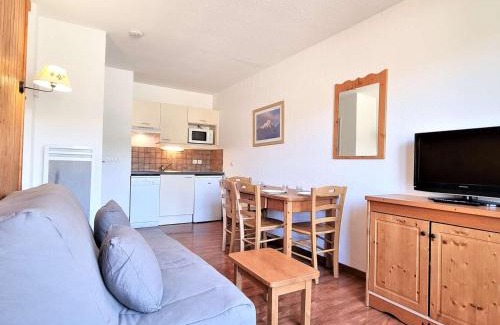 Saint-Etienne-en-Devoluy Apartamento | Appartement cosy avec terrasse, proche télésiège et piscine - 4 pers, Wifi inclus, Dévoluy - FR-1-525-217