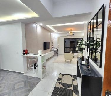 Cocody Apartamento | Appartement Cosy de 2 pièces à la Palmeraie - Résidence Sabyra