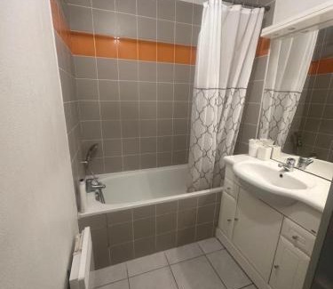 Monteux Apartamento | Appartement cosy en résidence