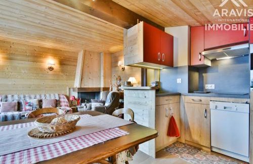 Le Chinaillon Apartamento | Appartement cosy au cœur du village, 3 chambres, balcon ensoleillé, parking, proche des commodités! - FR-1-391-86