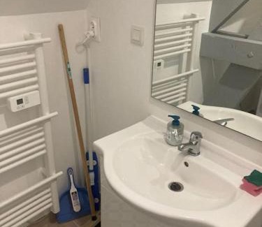 Pleine-Fougeres Apartamento | Appartement cosy Pleine Fougères