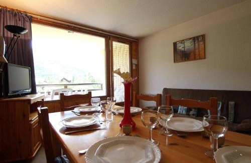 Vallouise-Pelvoux Apartamento | Appartement cosy 2 pièces pour 6 personnes avec balcon, proche des activités à Vallouise - FR-1-330G-38