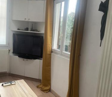Colombes Apartamento | Appartement Cosy tout équipé