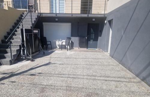 Fosses Apartamento | Appartement cozy et confort avec JACUZZI proche CDG Parc Astérix Chantilly Paris
