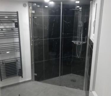Montrond-les-Bains Apartamento | Appartement dans maison atypique