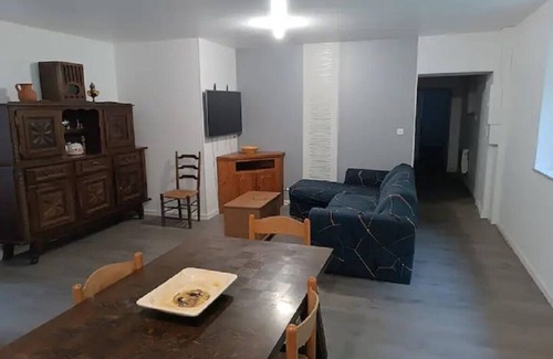 Menat Apartamento | Appartement Dans les Gorges de La Sioule