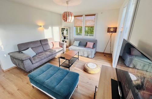Albens Apartamento | Appartement Dans Maison Entre Lacs et Montagne