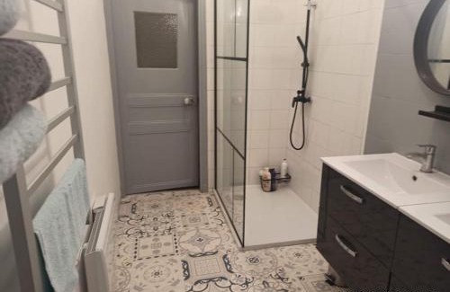 Provins Apartamento | appartement dans une meulière d'architecte