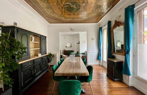 Fontainebleau Apartamento | Appartement de luxe avec fresque, hyper centre et parking sûre