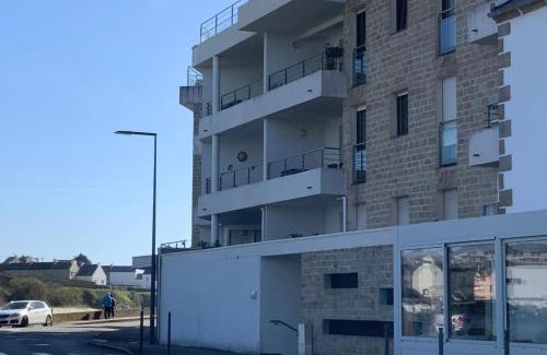 Audierne Apartamento | Appartement de Standing Face au port avec ascenseur
