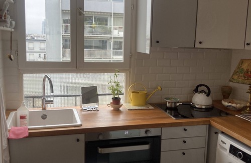 Combat Apartamento | Appartement Deux Pièces Cuisine Très Bien Situé sur une Butte Très Calme