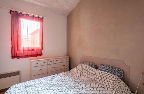 Biscarrosse Plage Apartamento | Appartement duplex à deux pas de l'océan pour 4 personnes, cour privée, ménage inclus - FR-1-319-600