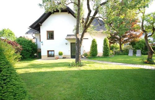 Rosegg Apartamento | *Appartement Elfie* Kärntner Seen (nähe Velden)