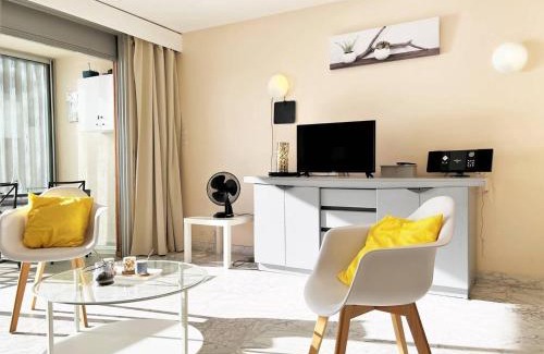Cavaliere Beach Apartamento | Appartement en bord de mer 2 pièces - 5 couchages - Le Lavandou - FR-1-251-430