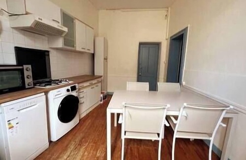 Bourg-sur-Gironde Apartamento | Appartement en coeur de village