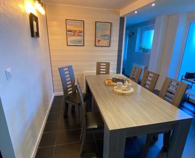 Pont-l'Abbe Apartamento | Appartement en entrée de ville avec balneo