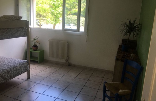 Sud Apartamento | Appartement en Résidence Privé Avec Piscine Aix en Provence