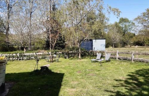 Scaer Casa | Appartement en lisière de forêt avec étang