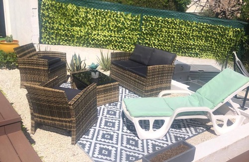 La Colle-sur-Loup Apartamento | Appartement en rez de Jardin Avec Piscine Privée , Terrasses et Solarium