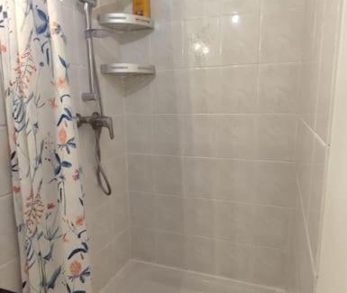 Hyeres Apartamento | appartement en rez de jardin et terrasse ds villa