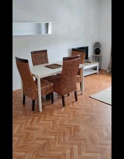Joue-les-Tours Apartamento | Appartement entier paisible proche Tours