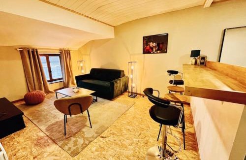Verdun Apartamento | Appartement F2 "Les Loges" Verdun Centre - Garage motos et vélo, WIFI, Géré par PrestaZen'Services