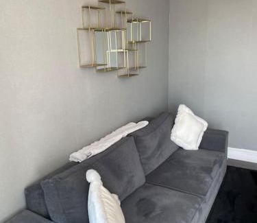 Saint-Cyr-l'Ecole Apartamento | Appartement familial Wifi Netflix Amazon Prime