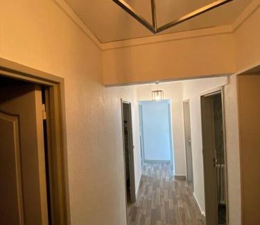 Saint-Cyr-l'Ecole Apartamento | Appartement familial Wifi Netflix Amazon Prime