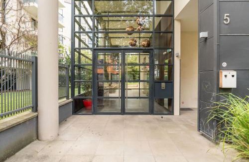 Asnieres-sur-Seine Apartamento | Appartement Fonctionnel Immeuble Neuf