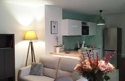 Chatenay-Malabry Apartamento | Appartement Équipé Avec Parking Gratuit