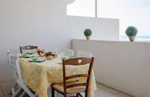 Vieux-Boucau-les-Bains Apartamento | Appartement T2 cosy avec terrasse et parking à Vieux-Boucau - FR-1-379-65