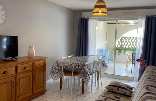 Vieux-Boucau-les-Bains Apartamento | Appartement T3 à 100m de l'océan avec terrasse, parking et animaux acceptés - Vieux-Boucau - FR-1-379-17