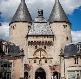 Nancy City Centre Apartamento | Appartement frais et cosy idéalement situé