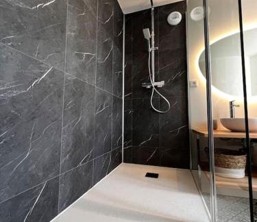 Sainte-Mere-Eglise Apartamento | Appartement Gordon Smith en plein centre - 2 personnes