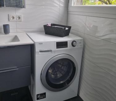 Moers Apartamento | Appartement im weißen Haus
