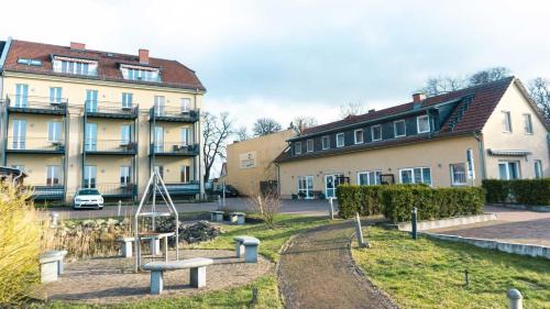 Rheinsberg Apartamento | Appartement In Rheinsberg Mit Seeblickbalkon