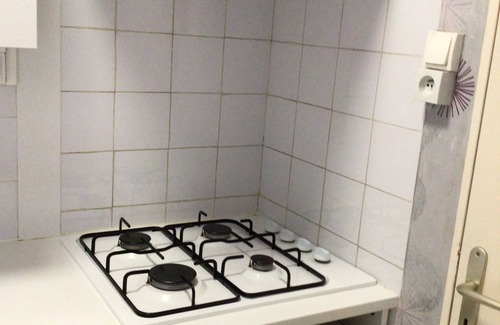 Compreignac Apartamento | Appartement Indépendant de Plein Pied Rouge