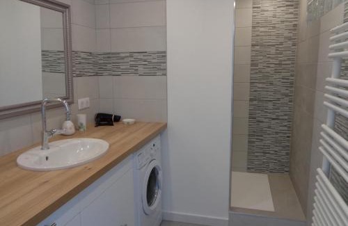 Saint-Etienne Apartamento | Appartement indépendant LE PANASSA, Centre ville, Garage privé
