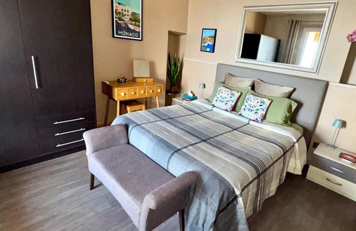Cap d'Ail Apartamento | Appartement Jardin exotique