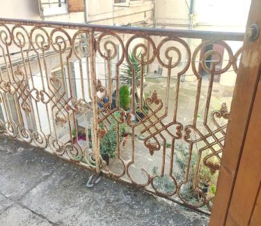 Nimes City Centre Apartamento | Appartement Jungle climatisé Centre Ville