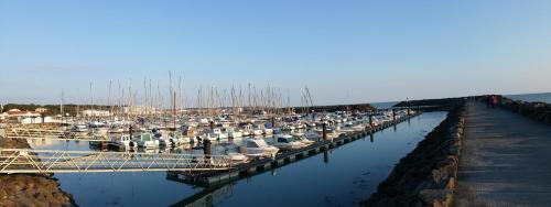 Bourgenay Apartamento | Appartement l'Archipel - Vue mer exceptionnelle et bassins aquatiques du 29 avril au 15 sept