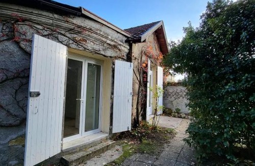 Cognac Apartamento | Appartement La verrerie, terrasse et jardinet