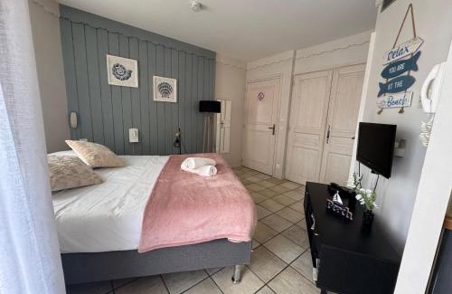 Duingt Apartamento | Appartement Le Beach du Lac d'Annecy avec les pieds dans l eau, plage et ponton privé