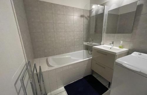 Auxerre Apartamento | Appartement Le Coche d'Eau Auxerre Les Quais