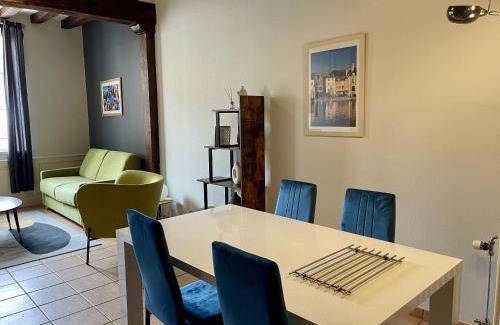 Auxerre Apartamento | Appartement Le Coche d'Eau Auxerre Les Quais