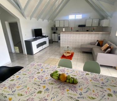 Trois-Rivieres Apartamento | Appartement les Colibris