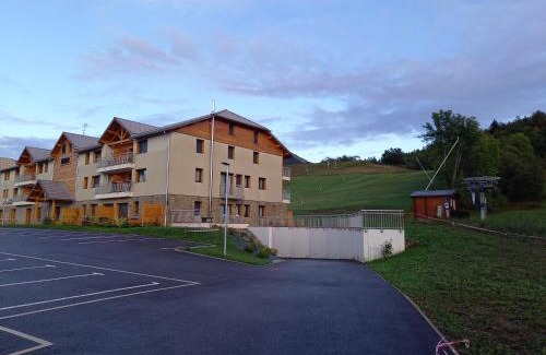 Ancelle Apartamento | Appartement Les Vallons au pied des pistes
