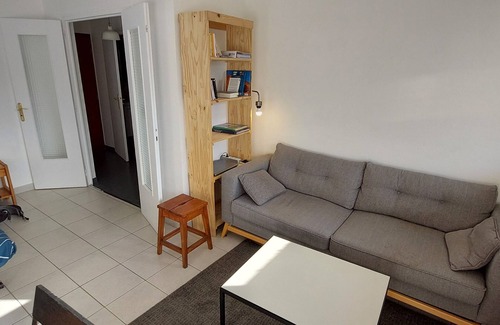 Gaillard Apartamento | Appartement Lumineux au Calme Avec Balcon Tout Proche de Genève