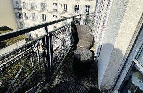 Jardin des plantes Apartamento | Appartement Lumineux, Dernière Étage, Traversant Avec Deux Balcons