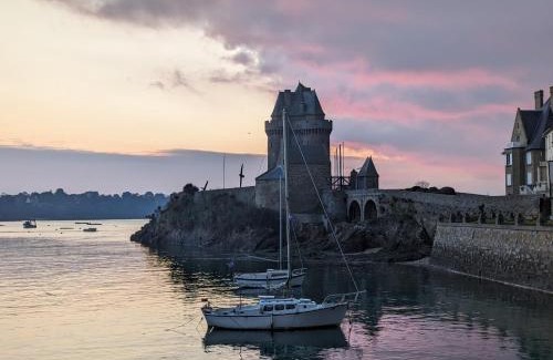 Saint-Servan Apartamento | Appartement lumineux et calme proche mer a pieds